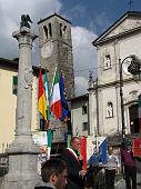 13 La colonna, la torre antica pendente, la chiesa